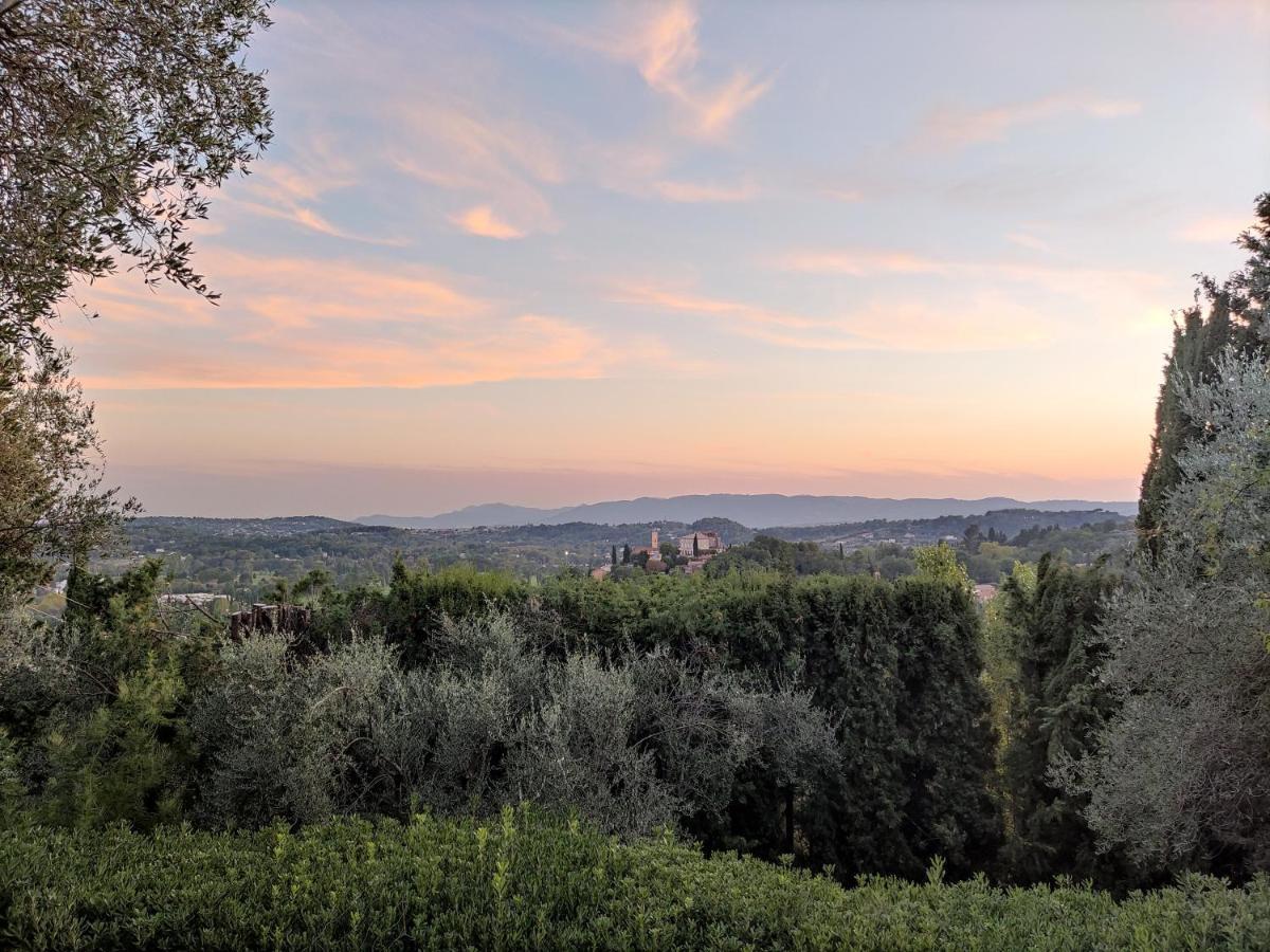 Apartment Cezanne With Heated Pool And Private Garden Chateauneuf-Grasse Eksteriør billede